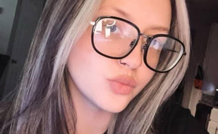 Video Premiere – Damien Riley – Night Birds of Bali (LIVE) b/w Man in the&nbsp;Middle